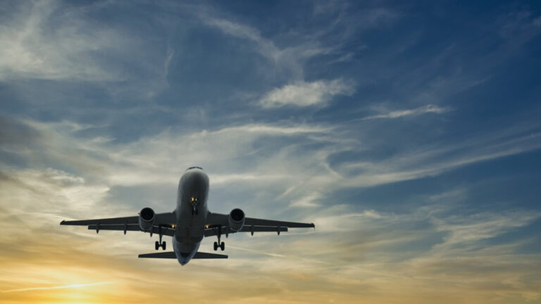 Wizz Air: Παρατείνεται η αναστολή πτήσεων από και προς τη Μέση Ανατολή έως 15 Μαρτίου