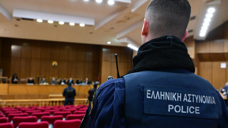 Yπό δρακόντεια μέτρα ασφαλείας η δίκη για την τραγωδία των Τεμπών αύριο