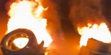 Αποκλεισμοί δρόμων και πυρά στα σύνορα Μεξικού-ΗΠΑ μετά τη σύλληψη ηγέτη καρτέλ - Βίντεο