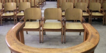 Αθωώθηκε η 19χρονη υπάλληλος για τη διάθεση αλκοόλ σε ανήλικη στη Ρόδο