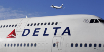 Baby on Board: Γυναίκα φέρνει στον κόσμο την κόρη της εν μέσω πτήσης στις ΗΠΑ