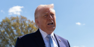 CNN: Γιατί ο Τραμπ ακύρωσε την αποστολή των απεσταλμένων του στο Πακιστάν