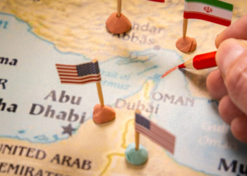 Διαπραγματεύσεις Ιράν-ΗΠΑ: Η Τεχεράνη κρατά γερά χαρτιά, αλλά κινδυνεύει να τραβήξει πολύ το σκοινί