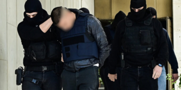 Δολοφονία στον Άγιο Δημήτριο: Η έξοδος του φερόμενου δράστη και των 3 ακόμη συλληφθέντων από τη ΓΑΔΑ