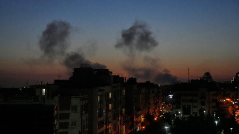 Δραματική προειδοποίηση Ιράν: Όλη η περιοχή θα βυθιστεί στο σκοτάδι - θα κλείσουμε και το Μπαμπ ελ Μαντέμπ