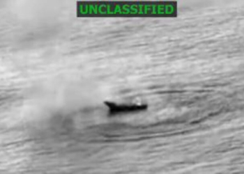 Δύο νεκροί από αμερικανικό πλήγμα σε σκάφος στον ανατολικό Ειρηνικό ύποπτο για διακίνηση ναρκωτικών - Δείτε βίντεο