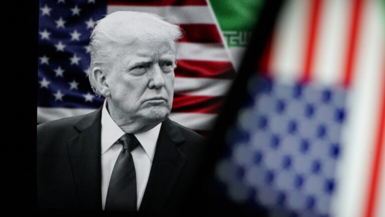 Δυσπιστία, αντιφάσεις και η «άπιαστη» συμφωνία Τραμπ με το Ιράν