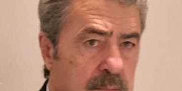 Έφυγε από τη ζωή ο Νίκος Καραγεωργίου, ιδρυτής της «3 άλφα»