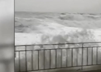 Εικόνες καταστροφής στην Εύβοια -Σοβαρές ζημιές σε Κύμη και παραλιακή ζώνη