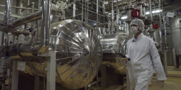 Εκτιμήσεις πως το Ιράν έχει συγκεντρώσει 11 τόνους εμπλουτισμένου ουρανίου