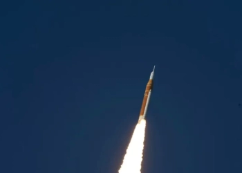 Εκτοξεύτηκε το Artemis II - Το μήνυμα που μοιράστηκαν οι αστροναύτες τα τελευταία δευτερόλεπτα - Δείτε LIVE
