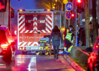 Ένας νεκρός και αρκετοί τραυματίες μετά από έκρηξη σε υπόγεια διάβαση στη νοτιοδυτική Γερμανία