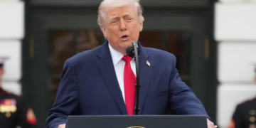 Επιμένει ο Τραμπ στην απόλυση Κίμελ: «Μία από τις εκπομπές με τη χαμηλότερη τηλεθέαση»