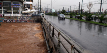 Εργοτάξιο μέχρι τον Ιούλιο η κοίτη του Ιλισού - Παραμένει κλειστό το τμήμα της παλιάς παραλιακής