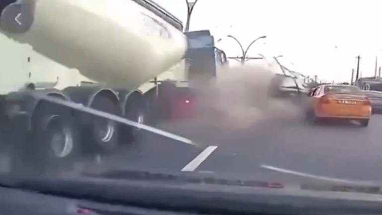 Φονική καραμπόλα με τουλάχιστον έξι νεκρούς στο Ιράκ - Δείτε βίντεο