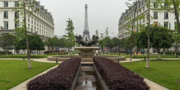 Γαλλία : Ελεγχόμενη έκρηξη βόμβας του Β' Παγκοσμίου Πολέμου κοντά στο Παρίσι