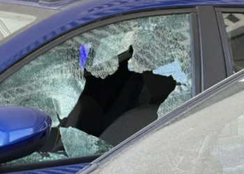 «Γάζωσαν» επιχείρηση αυτοκινήτων στη Θεσσαλονίκη - Τα σενάρια για σύνδεση με κυκλώματα εκβιαστών