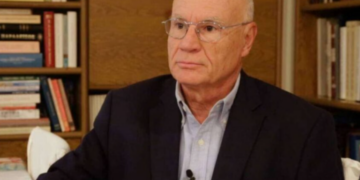 Γεράσιμος Παπαδόπουλος: Αντίστροφη μέτρηση για μεγάλο σεισμό στον Κορινθιακό