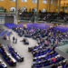 Γερμανία: Μπόνους ως €1.000 σε εργαζόμενους καλούνται να καταβάλουν οι εργοδότες