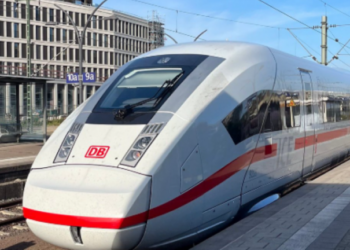 Γερμανία: Γυναίκα δάγκωσε εργαζόμενο στους σιδηροδρόμους, στην προσπάθειά της να προλάβει να επιβιβαστεί