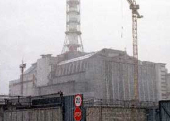 Greenpeace: Προειδοποιεί για κίνδυνο διαρροής ραδιενέργειας από το Τσέρνομπιλ