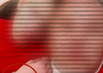 H πρώην σύζυγος του αστυνομικού της Βουλής ζητά επικοινωνία με τα παιδιά της