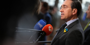 Η Ισπανία, η Σλοβενία και η Ιρλανδία ζήτησαν από την ΕΕ να συζητήσει την αναστολή της συμφωνίας σύνδεσης ΕΕ-Ισραήλ