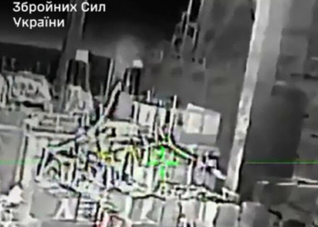 Η Ουκρανία λέει ότι έπληξε δύο ρωσικές εξέδρες γεώτρησης στην Κασπία