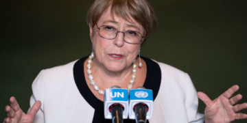 Η πρώην πρόεδρος της Χιλής Μπατσελέτ «ελπίζει» πως ο κόσμος είναι «έτοιμος» να αναθέσει σε γυναίκα την ηγεσία του ΟΗΕ