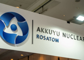 Η ρωσική Rosatom σε συνομιλίες με τουρκικές εταιρείες για μερίδια στον πυρηνικό σταθμό του Άκουγιου