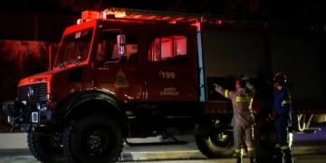 Ήχησε το 112 για τη φωτιά στην εταιρεία ανακύκλωσης στη Θεσσαλονίκη