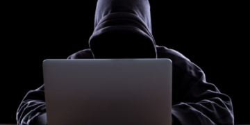 Ηλεκτρονικές Απάτες: Πώς λειτουργεί το αόρατο δίκτυο των ψηφιακών παγίδων