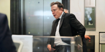 Ίλον Μασκ vs Σαμ Άλτμαν: Ξεκινά η δίκη ορόσημο για την Open AI και την ίδια την ΤΝ