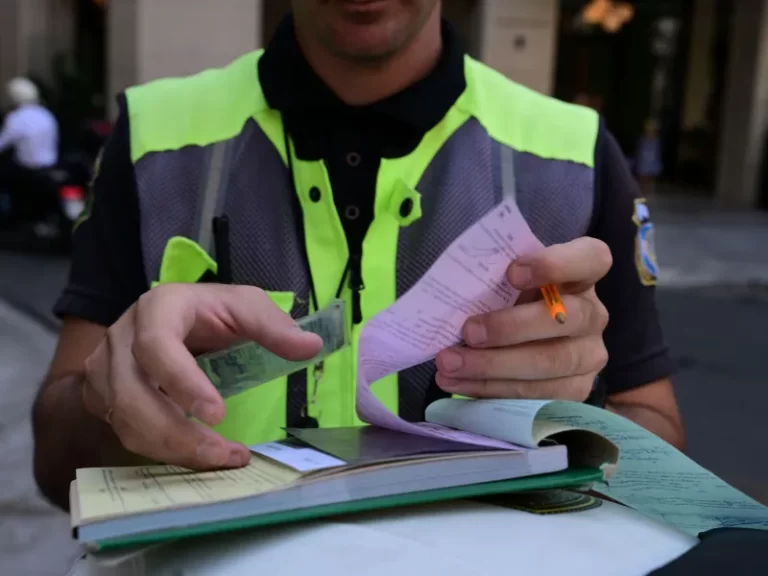 Ηράκλειο: Πάνω από 1.000 έλεγχοι και εκατοντάδες παραβάσεις σε μία ημέρα