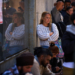 Ισπανία: Μετανάστες σπεύδουν μαζικά να υποβάλουν αίτηση στο νέο πρόγραμμα νομιμοποίησης