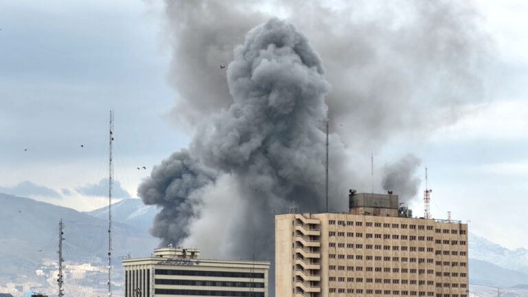Ισραήλ: Προϋπόθεση για το τέλος του πολέμου η απομάκρυνση του ουρανίου από το Ιράν