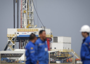 Κυρώσεις των ΗΠΑ σε διυλιστήριο πετρελαίου με έδρα την Κίνα και σε 40 ναυτιλιακές εταιρείες