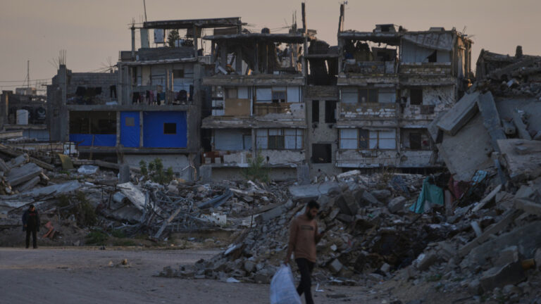 Λωρίδα της Γάζας: 5 νεκροί σε ισραηλινά πλήγματα