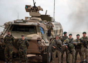 Με άδεια από το στρατό τα ταξίδια στο εξωτερικό για Γερμανούς ηλικίας 17 ως 45 ετών