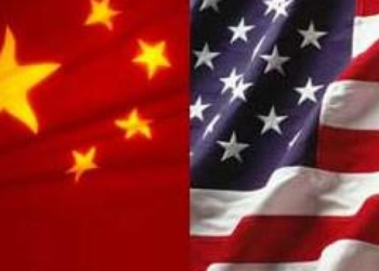 Ο θάνατος Κινέζου ερευνητή μετά από ανάκριση στις ΗΠΑ προκαλεί την οργή του Πεκίνου