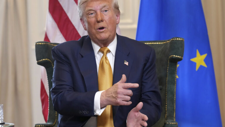 Οι Αμερικανοί κατηγορούν τον Τραμπ για την αύξηση στις τιμές των καυσίμων ενόψει ενδιάμεσων εκλογών