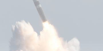 Οι επενδύσεις σε πυρηνικά όπλα μεγεθύνονται - Οι εταιρείες που εμπλέκονται στην παραγωγή τους και οι κυριότεροι επενδυτές