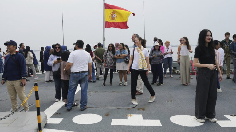 Οι Ισπανοί θεωρούν τον Τραμπ μεγαλύτερη απειλή για την παγκόσμια ειρήνη από τον Πούτιν