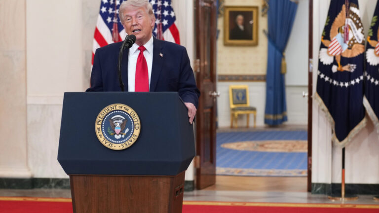 Όλα τα τελεσίγραφα του Τραμπ στον πόλεμο με το Ιράν