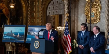 Παραιτήθηκε ο υπουργός Πολεμικού Ναυτικού των ΗΠΑ, ο δεύτερος υψηλόβαθμος στρατιωτικός αξιωματούχος αυτόν τον μήνα