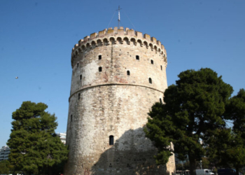 Παράσυρση 19χρονου πεζού στην Πυλαία, μεταφέρθηκε στο νοσοκομείο