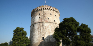 Παράσυρση 19χρονου πεζού στην Πυλαία, μεταφέρθηκε στο νοσοκομείο