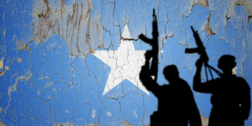 Πειρατές έκαναν ρεσάλτο σε φορτηγό πλοίο και το οδηγούν προς τη Σομαλία