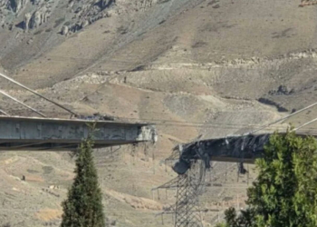 Πλήγμα στην υψηλότερη γέφυρα της Μέσης Ανατολής, που συνδέει Τεχεράνη-Καράτζ 