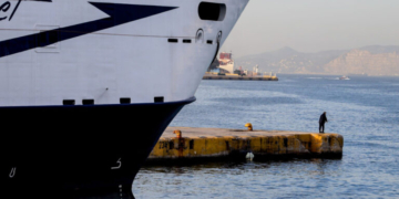 ΠΝΟ: Εικοσιτετράωρη απεργία σε όλες τις κατηγορίες πλοίων την Πρωτομαγιά